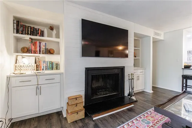 $310,000 | 216 River Mill Circle, Roswell, GA 30075