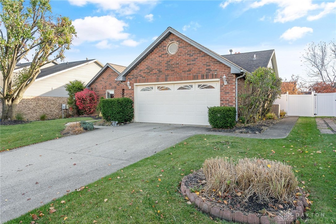 6728 Charlesgate Road Dayton, OH 45424 - Photo 2 of 26 Gallery Image 2
