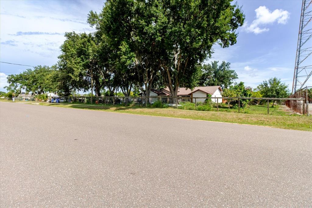 11109 Sumner Road Wimauma, FL 33598 - Photo 7 of 88