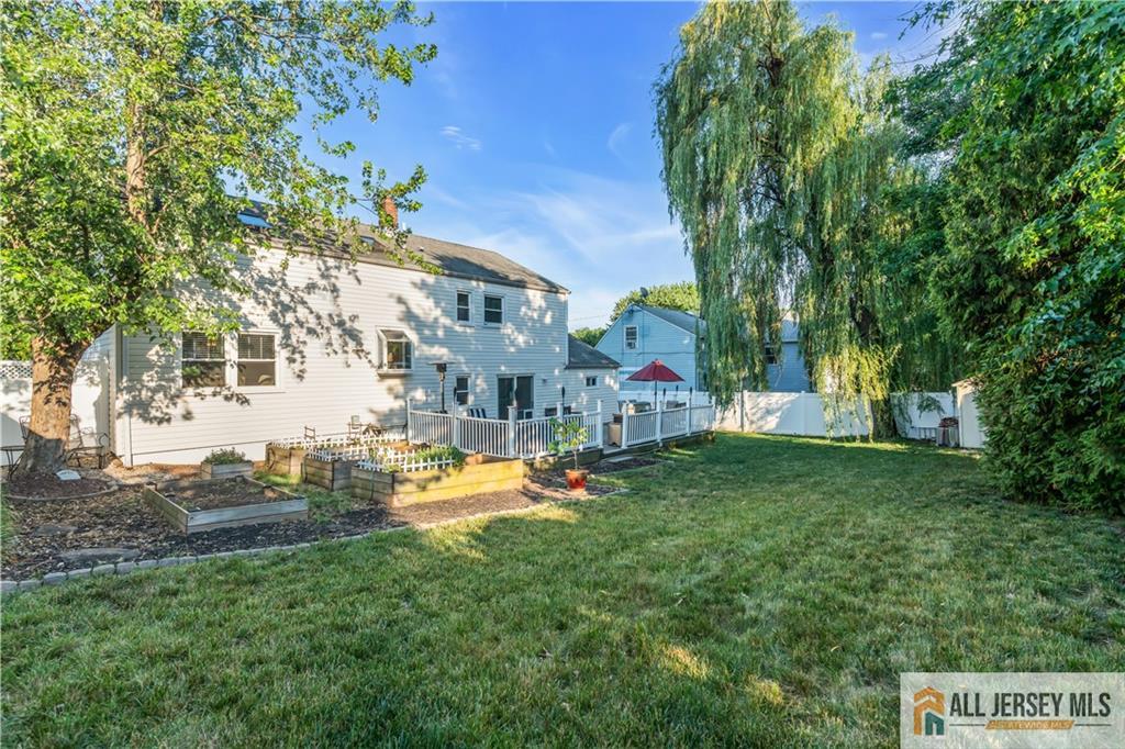 8 Smalley Road Edison, NJ 08817 - Photo 36 of 39