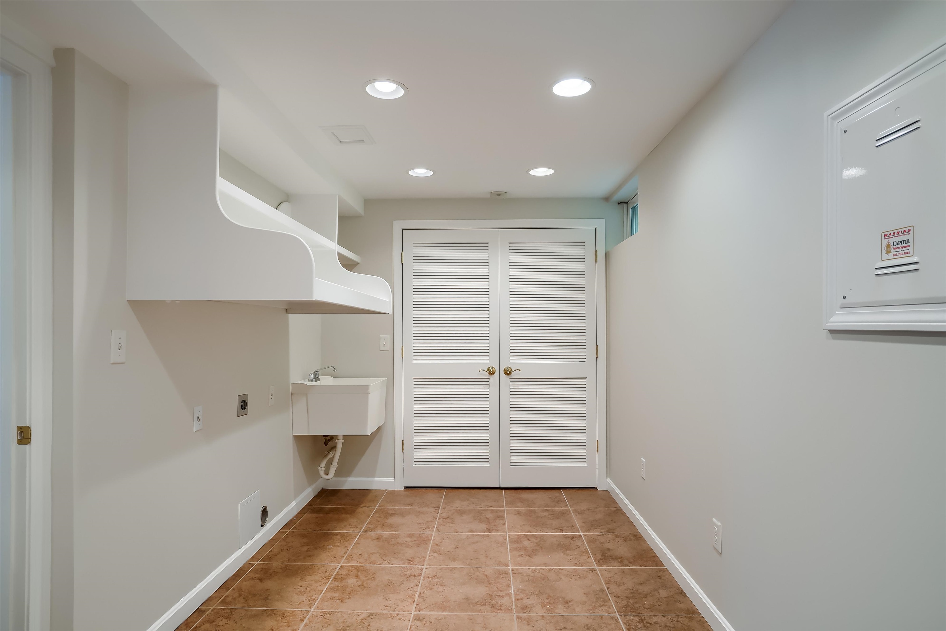 62 Collins Landing Road, Unit 43 Weare, NH 03281 - Photo 23 of 32 Gallery Image 23