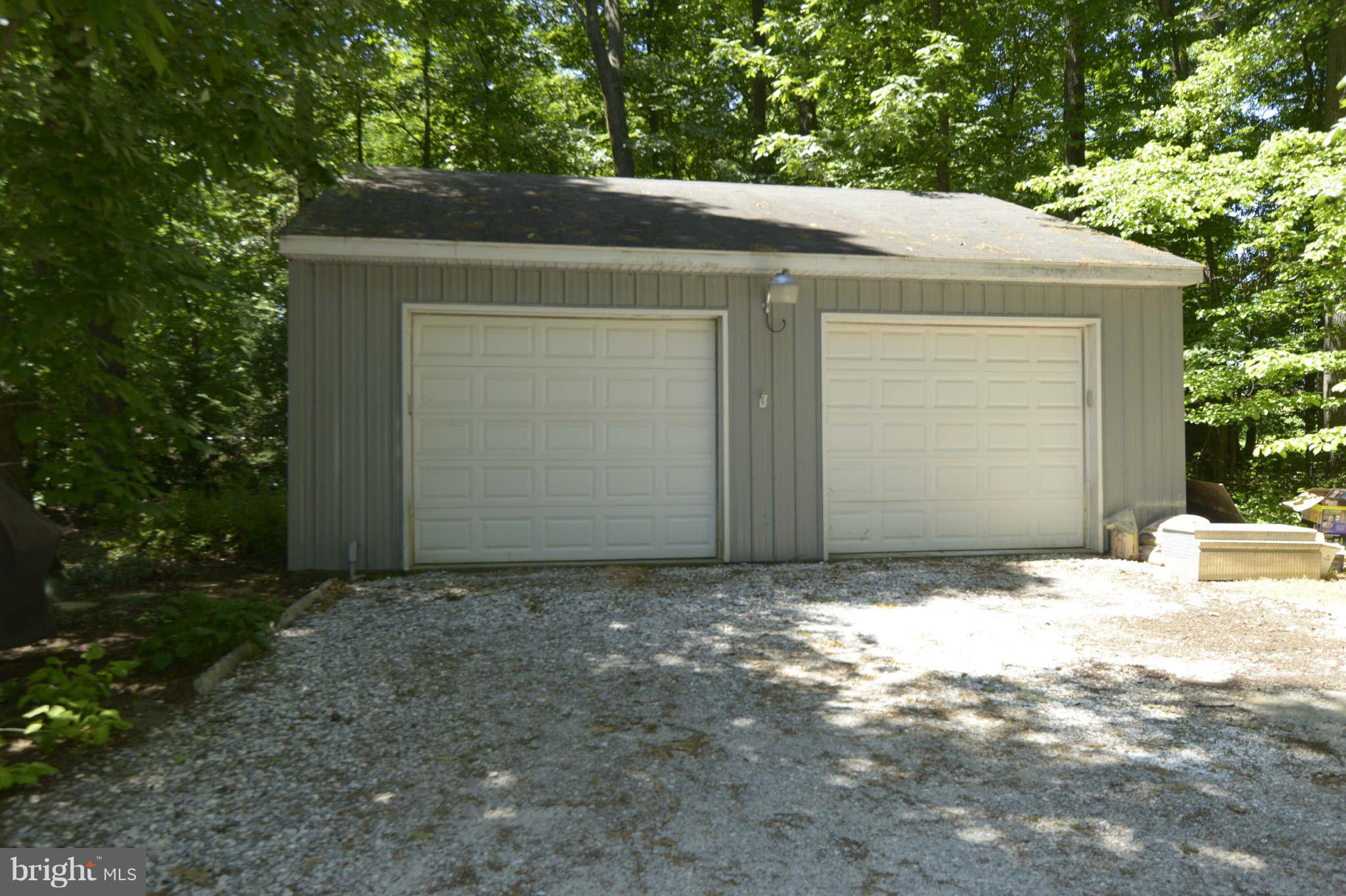 3955 Salem Bottom Road Westminster, MD 21157 - Photo 21 of 27 Detached Garage