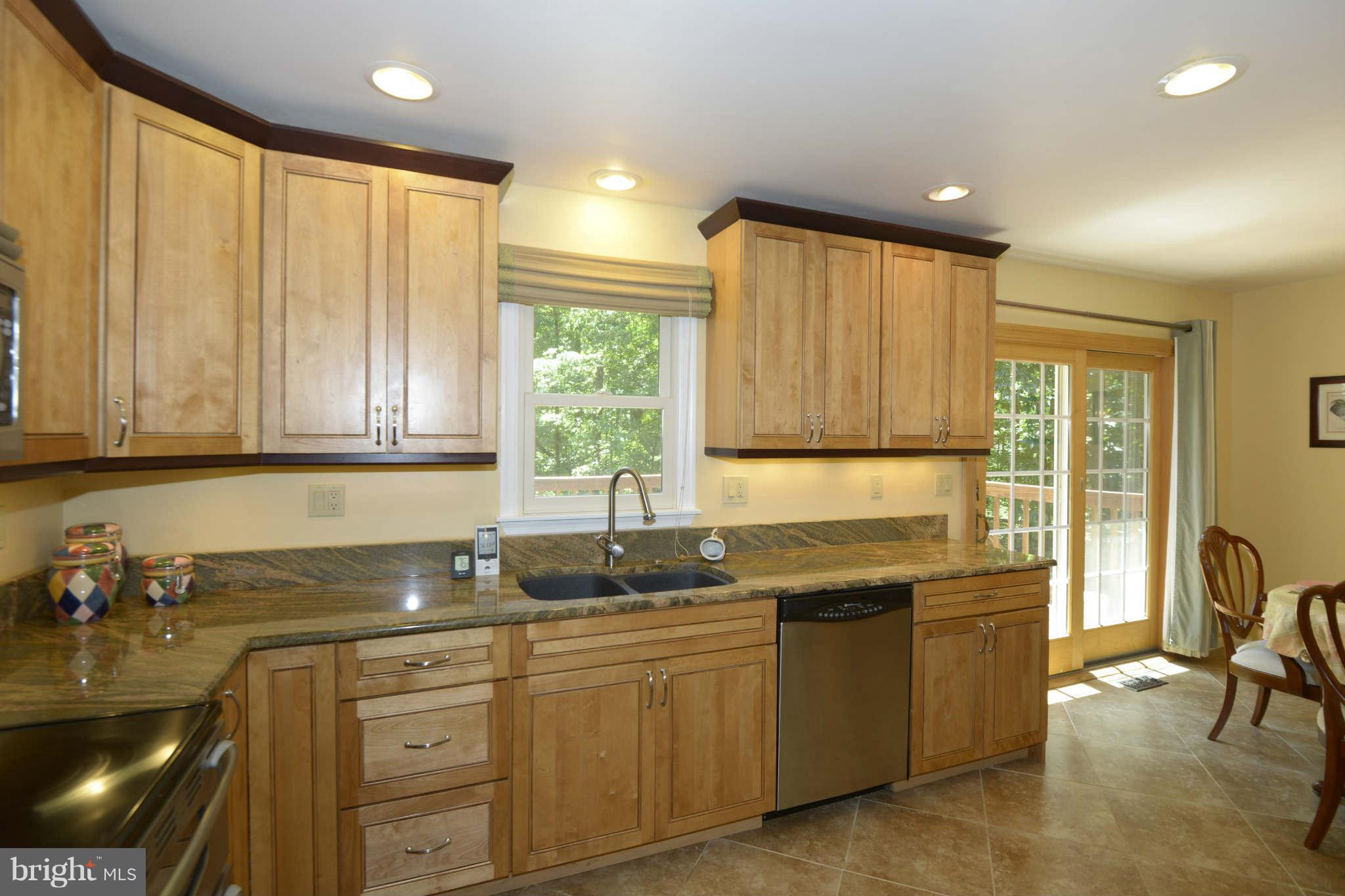 3955 Salem Bottom Road Westminster, MD 21157 - Photo 9 of 27 Kitchen