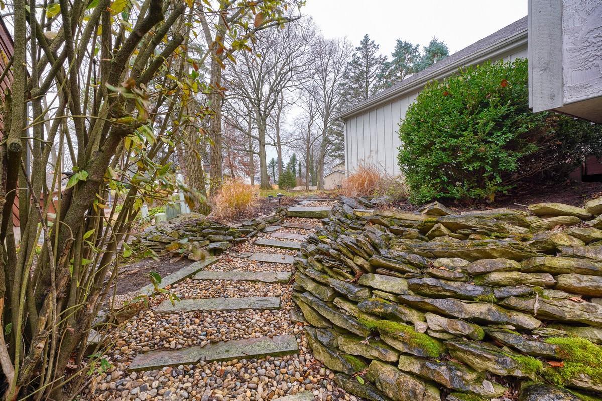 366 Allview Road Westerville, OH 43081 - Photo 36 of 40 Gallery Image 36
