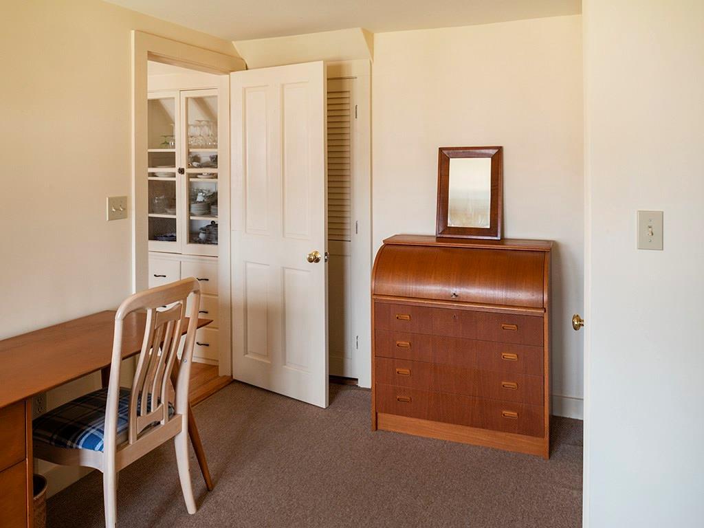 10 Langsford Road Kennebunkport, ME 04046 - Photo 15 of 27 First floor bedroom.