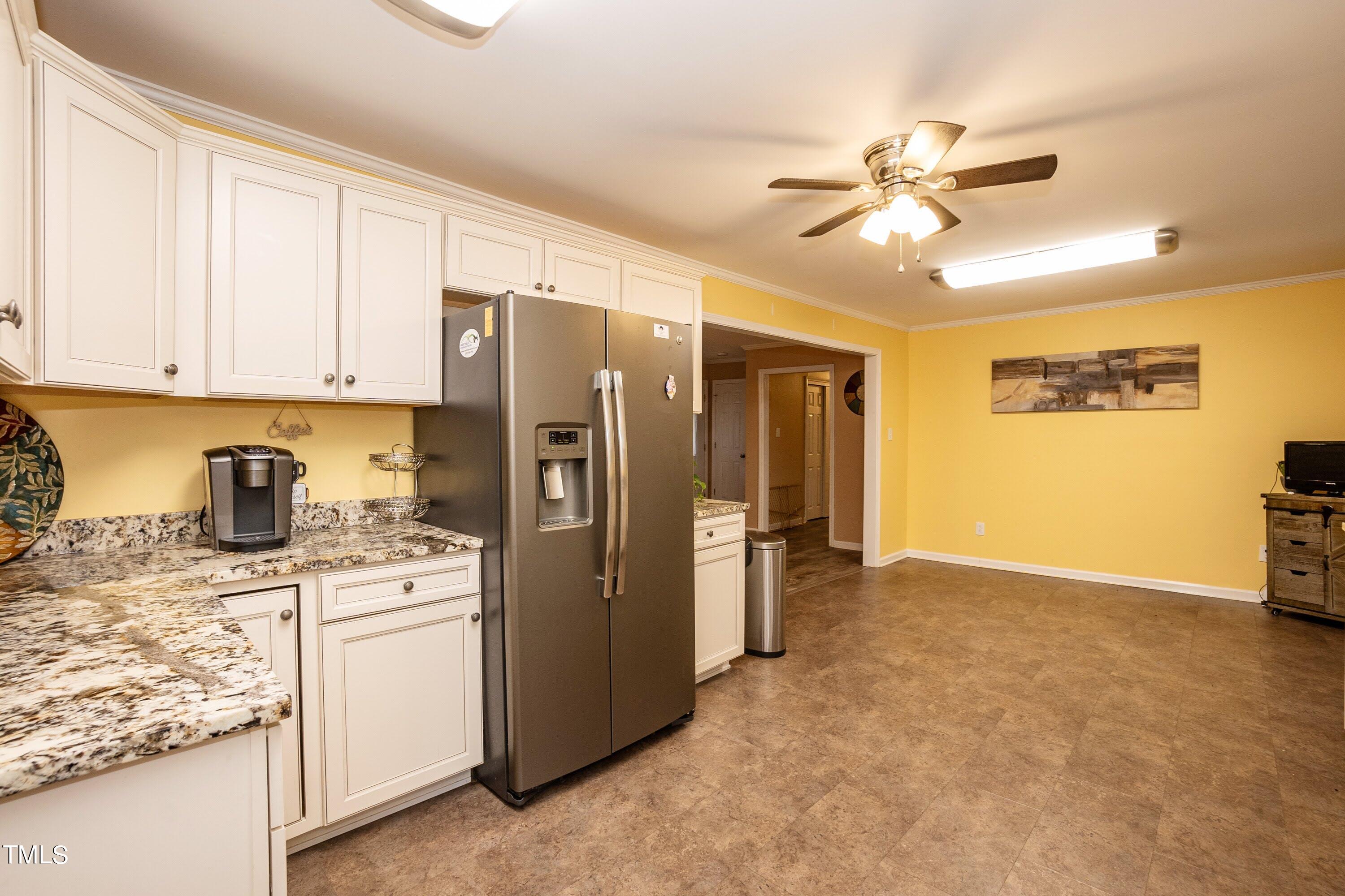 2788 Vicksboro Road Henderson, NC 27537 - Photo 14 of 33 Kitchen 05