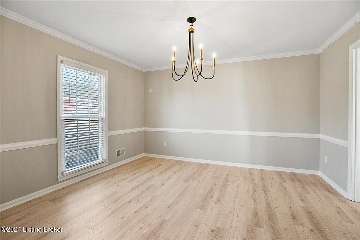10802 Falkirk Road Louisville, KY 40243 - Photo 7 of 38 11-10802-16