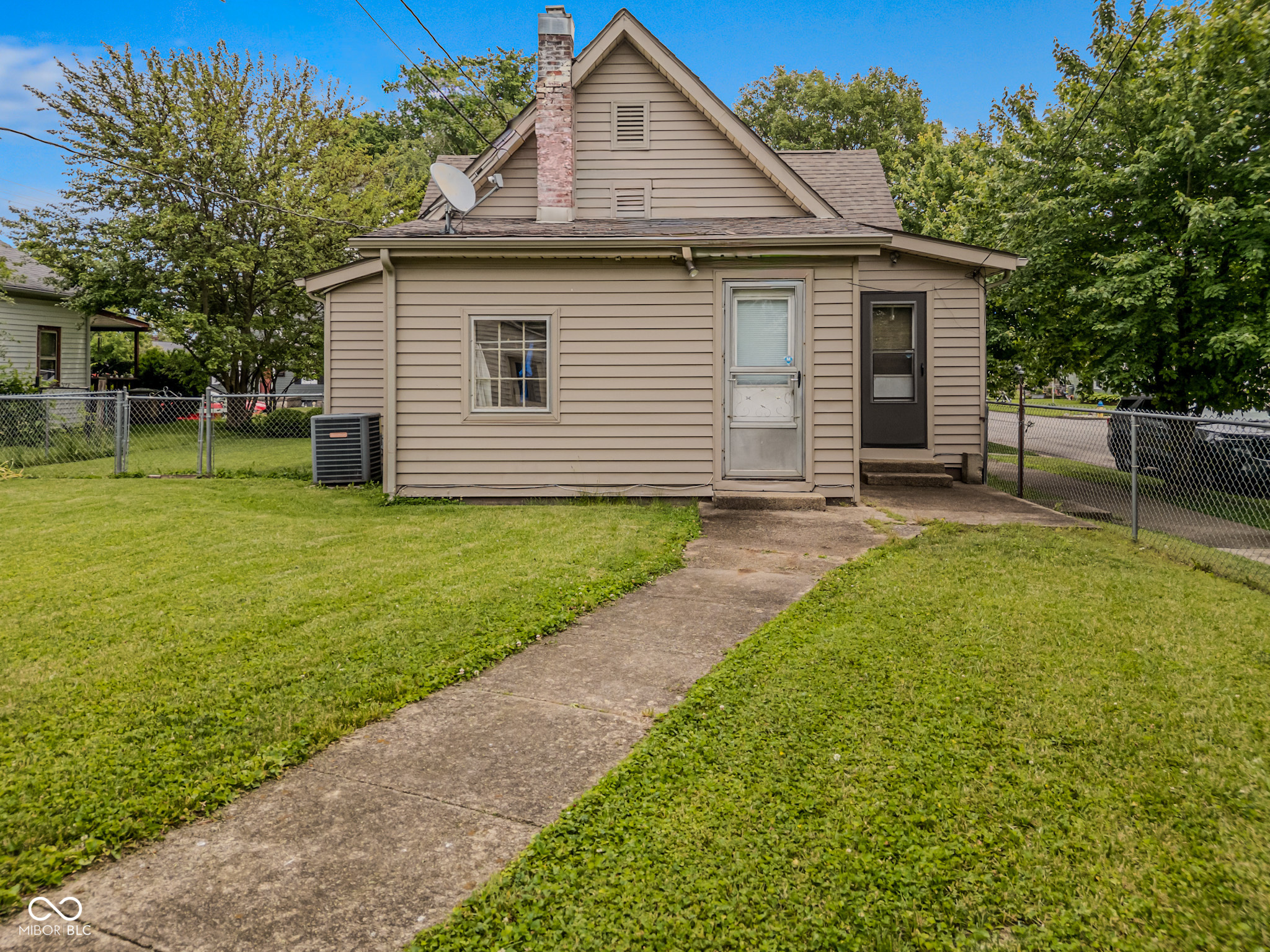 1902 Gilmore Street Columbus, IN 47201 - Photo 21 of 24