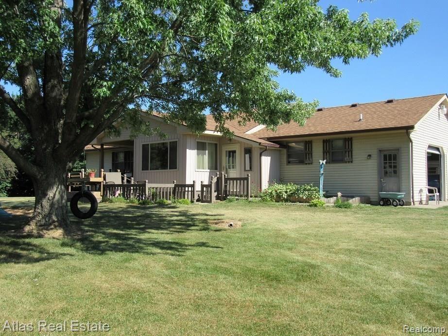 9407 Perry Road Goodrich, MI 48438 - Photo 7 of 20 IMG_4169.JPG