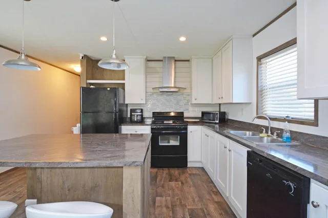 $95,000 | 1368 96th Lane Northeast, Blaine, MN 55434