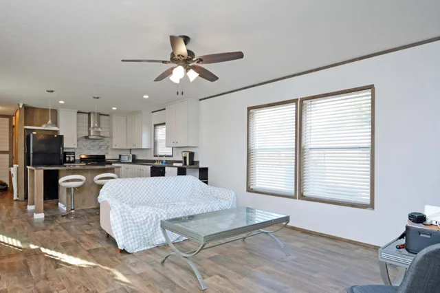 $95,000 | 1368 96th Lane Northeast, Blaine, MN 55434