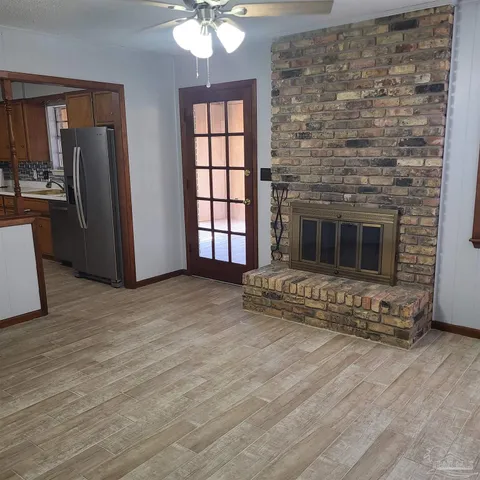 $1,950 | 3014 Ranchette Square, Gulf Breeze, FL 32563