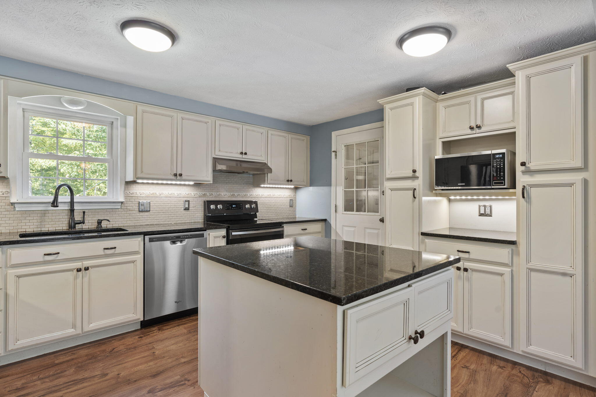 598 Townhouse Road East Waterboro, ME 04030 - Photo 11 of 39 15-web-or-mls-DSC06436