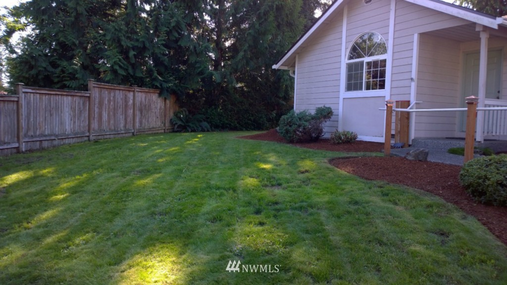 24 199th Street Southeast Bothell, WA 98012 - Photo 2 of 25