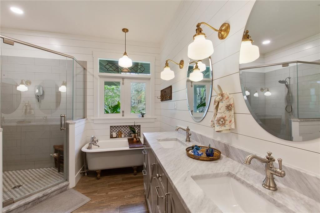 1690 Lotus Road Mandeville, LA 70448 - Photo 17 of 31 Gallery Image 17