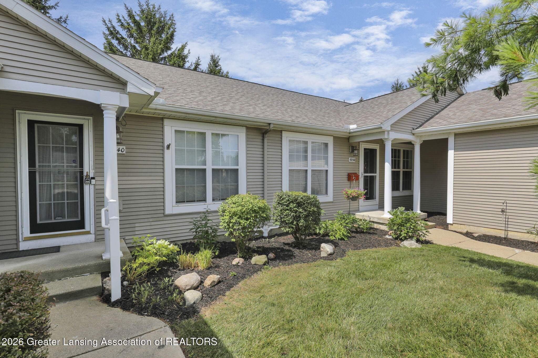 5940 Coleman Road East Lansing, MI 48823 - Photo 5 of 34 5-web-or-mls-9I3A5356