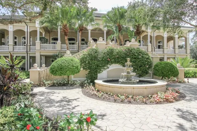 $459,900 | 5937 Sand Wedge Lane, Unit 1503, Naples, FL 34110