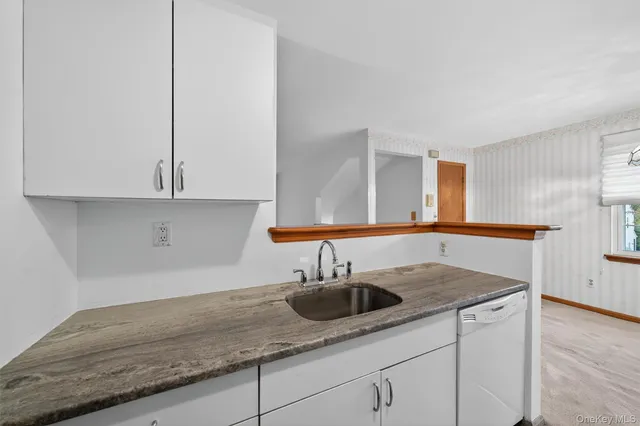 $329,900 | 204 Ruby Court, Highland Mills, NY 10930