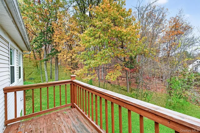 $329,900 | 204 Ruby Court, Highland Mills, NY 10930