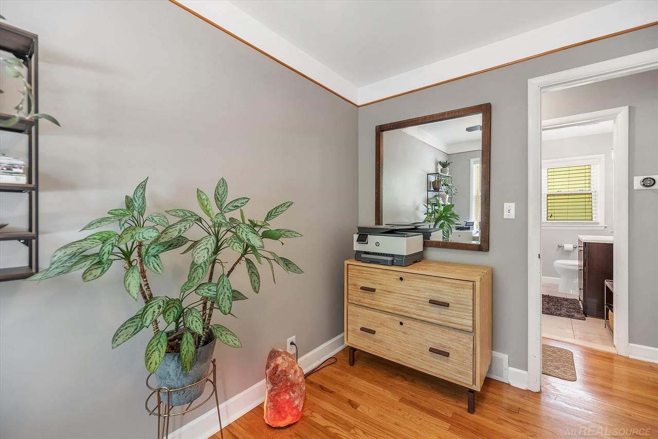 2406 West Webster Road Royal Oak, MI 48073 - Photo 25 of 42