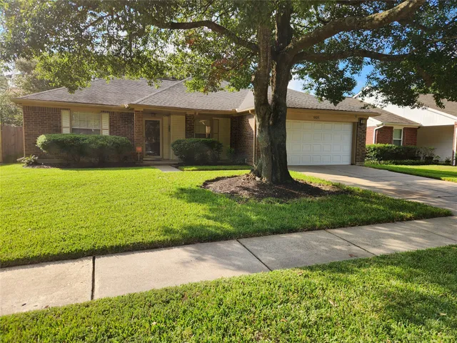 $259,900 | 5515 Pimberton Lane, Spring, TX 77379
