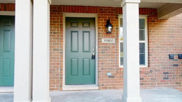 $2,500 | 39803 Rockcrest Circle, Unit 58, Northville, MI 48168