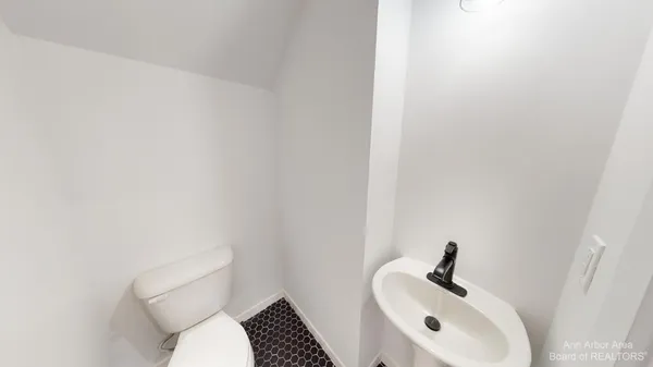 $2,500 | 39803 Rockcrest Circle, Unit 58, Northville, MI 48168