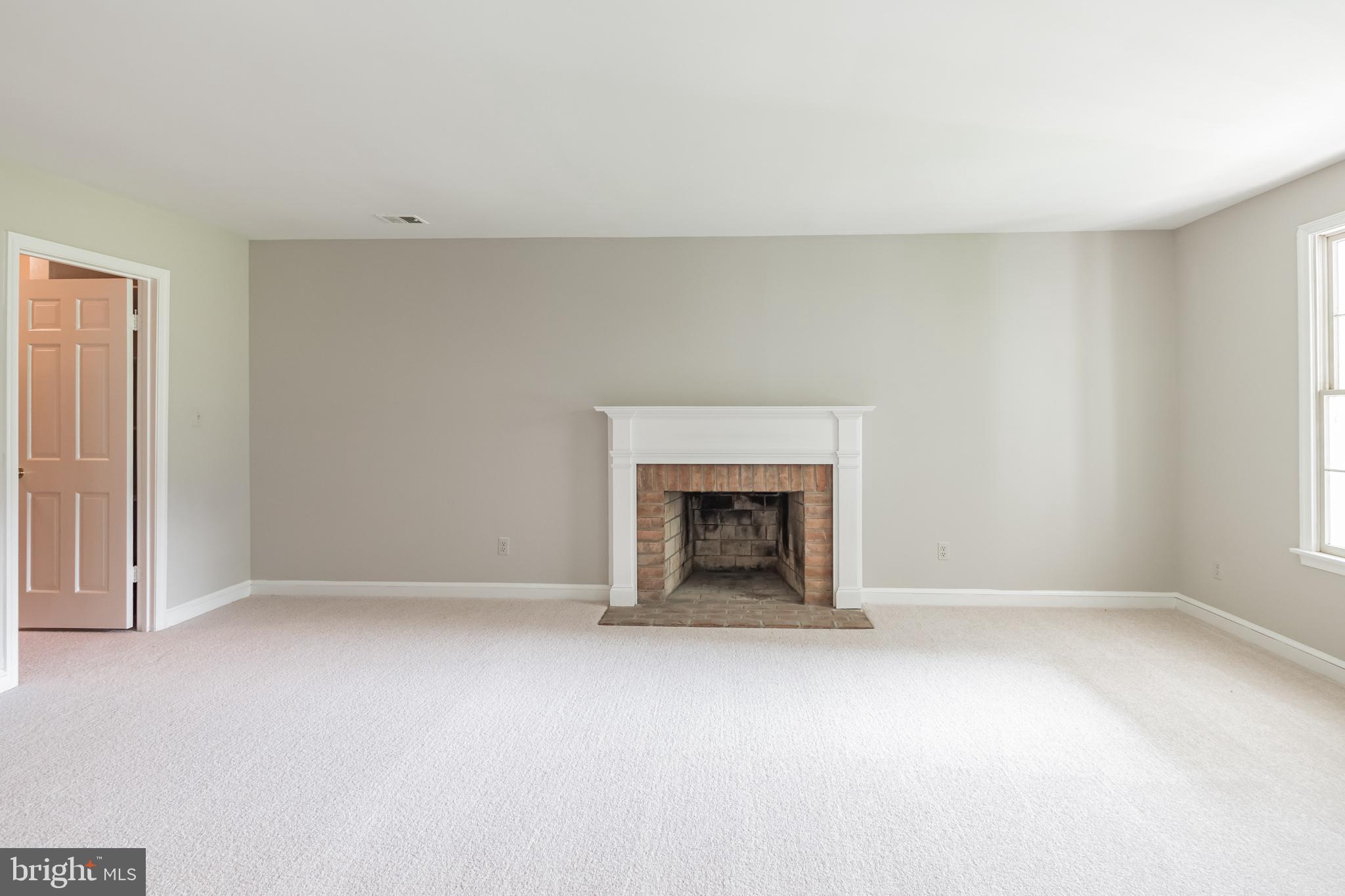 9221 Warfield Road Gaithersburg, MD 20882 - Photo 32 of 45 Gallery Image 32