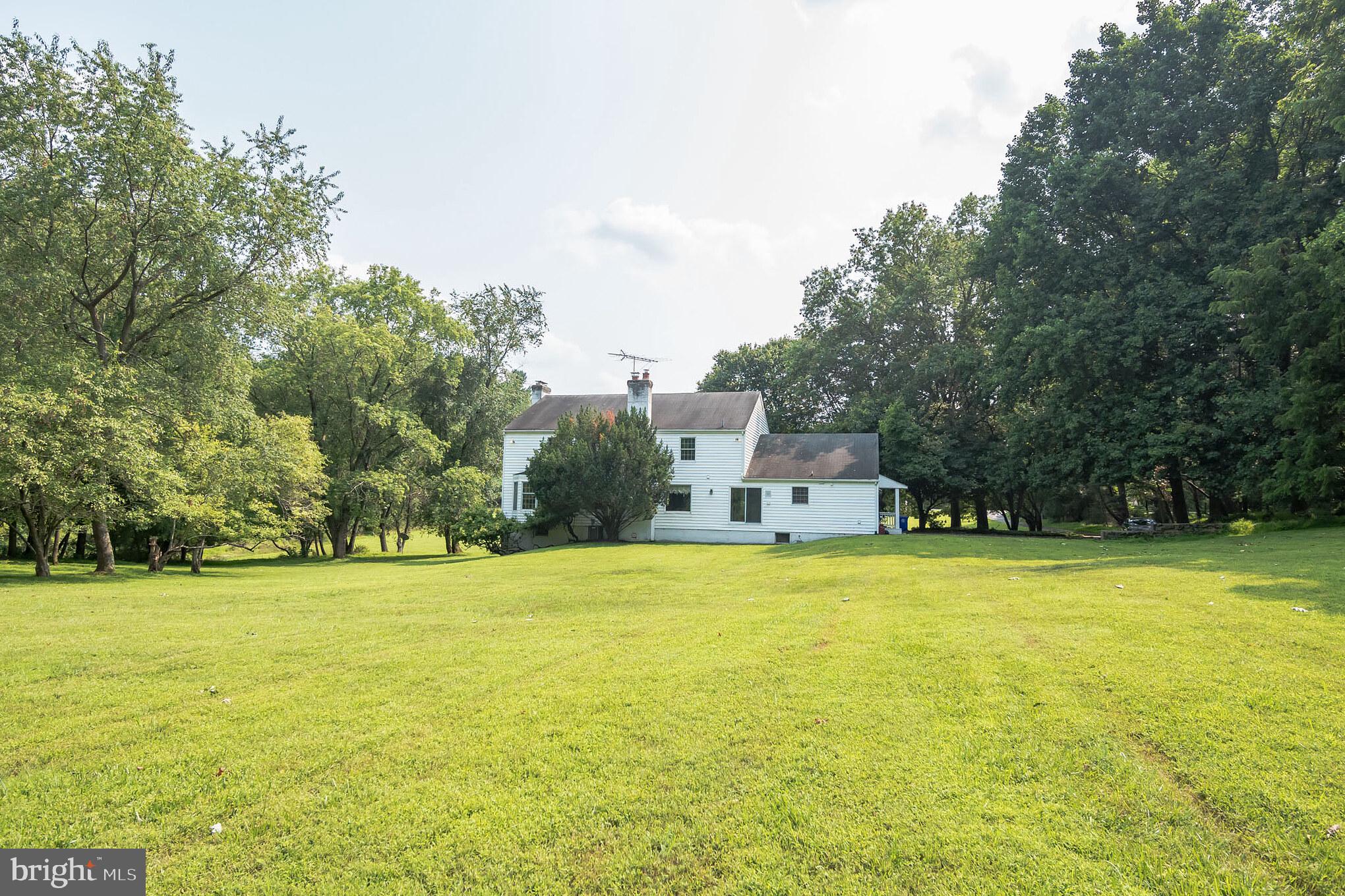 9221 Warfield Road Gaithersburg, MD 20882 - Photo 7 of 45 Gallery Image 7