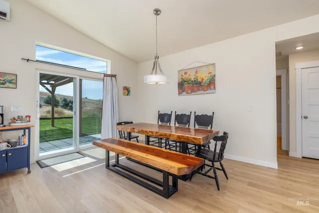 $690,000 | 8142 Highway 95, Marsing, ID 83639