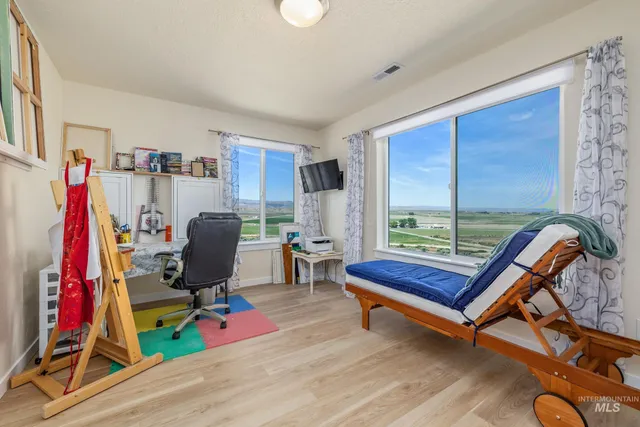 $690,000 | 8142 Highway 95, Marsing, ID 83639