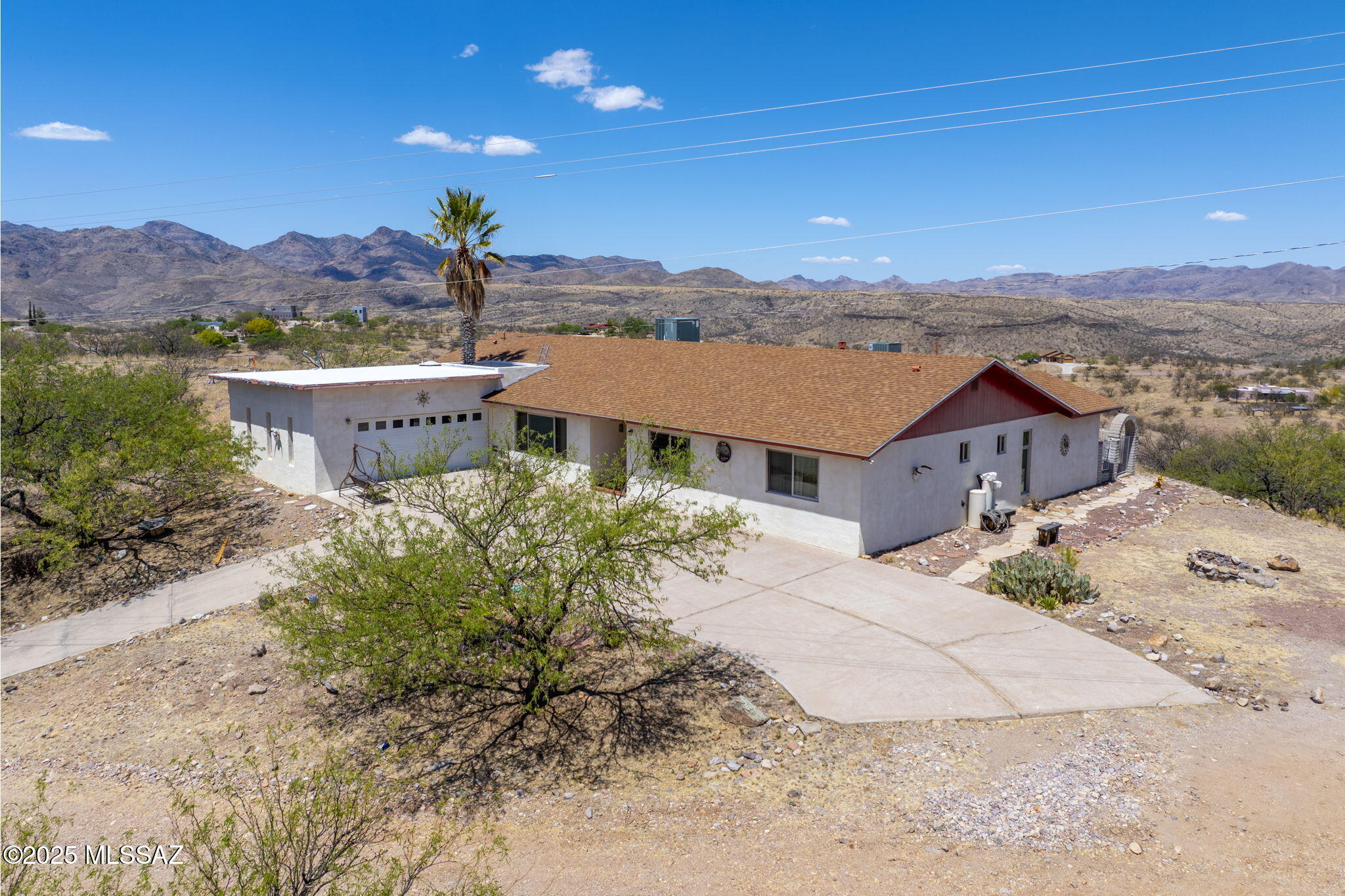 888 Cree Lane Rio Rico, AZ 85648 - Photo 3 of 47