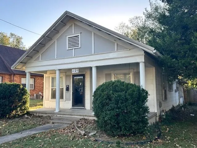 $114,900 | 1125 North Washington Street, Nevada, MO 64772