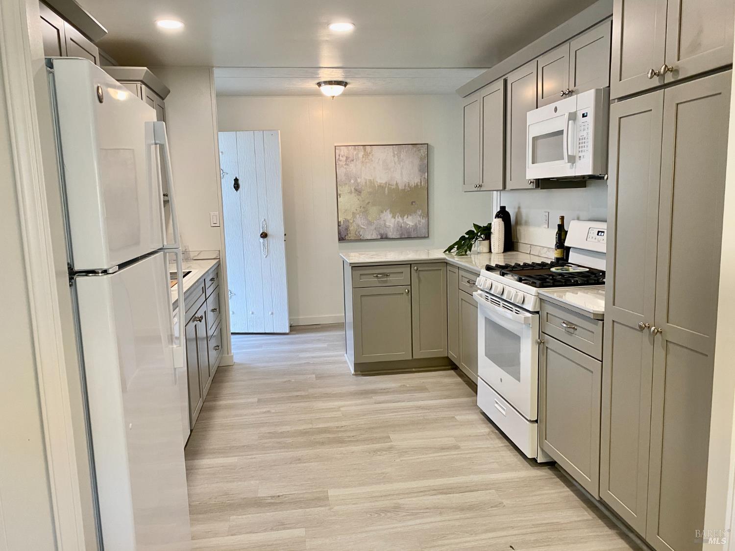 708 Seville Way Novato, CA 94949 - Photo 8 of 22