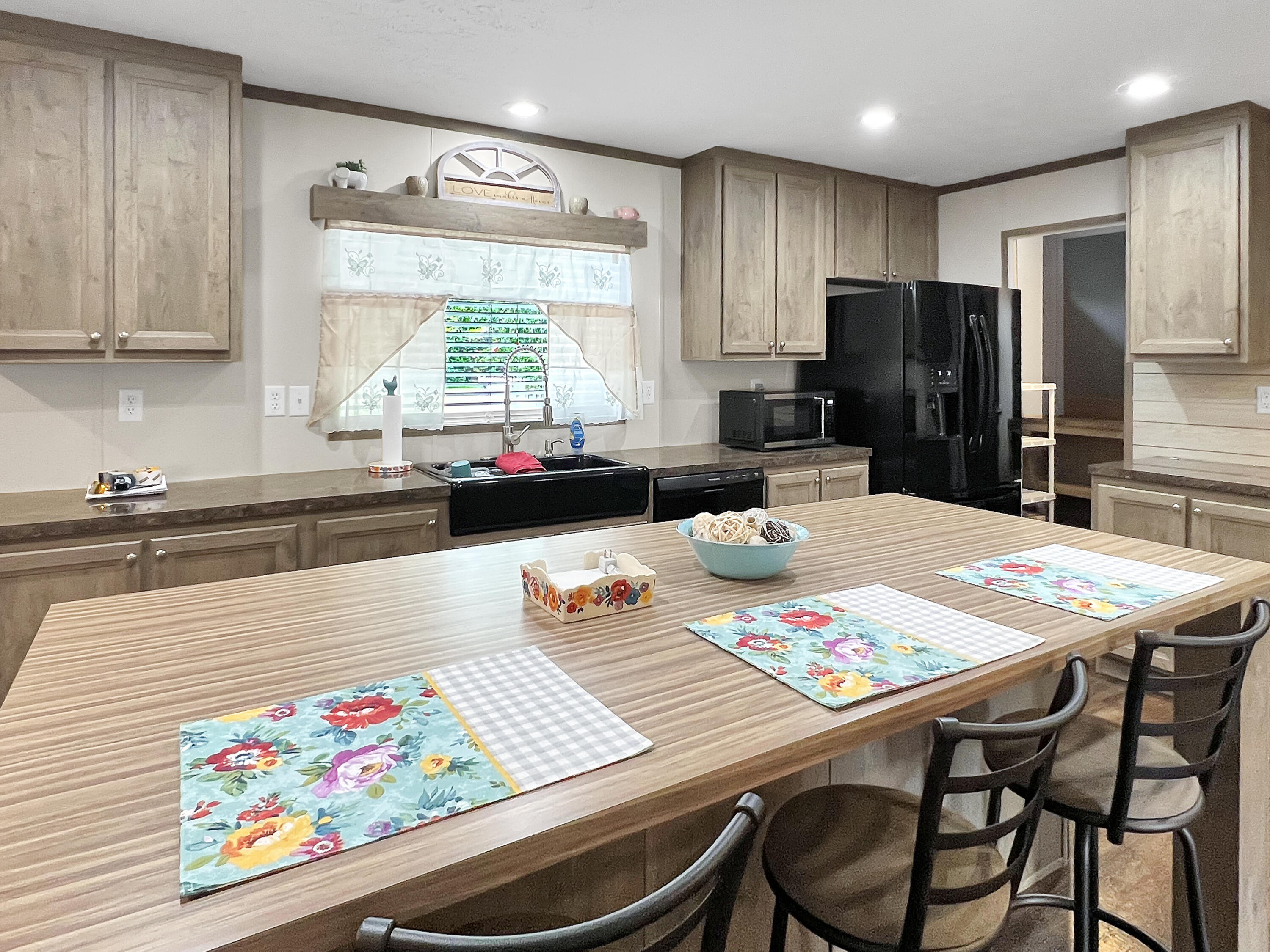 6204 Badham Drive Reevesville, SC 29471 - Photo 4 of 33 kitchen