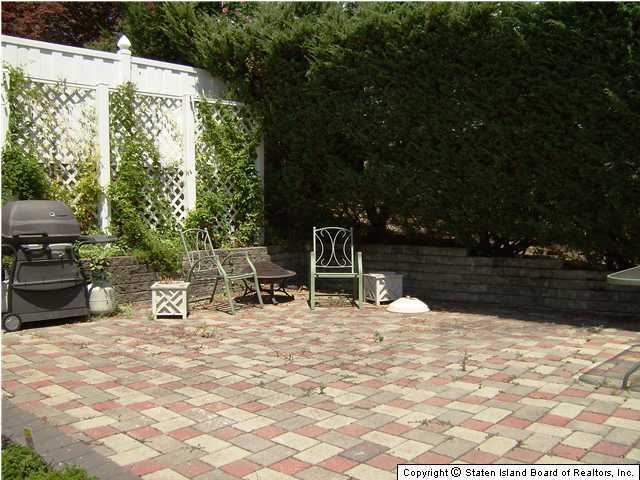 515 Foster Road Staten Island, NY 10309 - Photo 10 of 13 Additional Photo