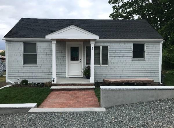 9 Warwick Road Gloucester, MA 01930 - Photo 3 of 17