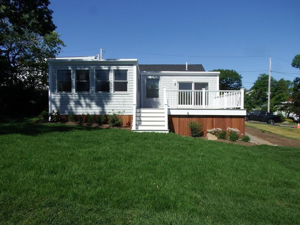 9 Warwick Road Gloucester, MA 01930 - Photo 4 of 17