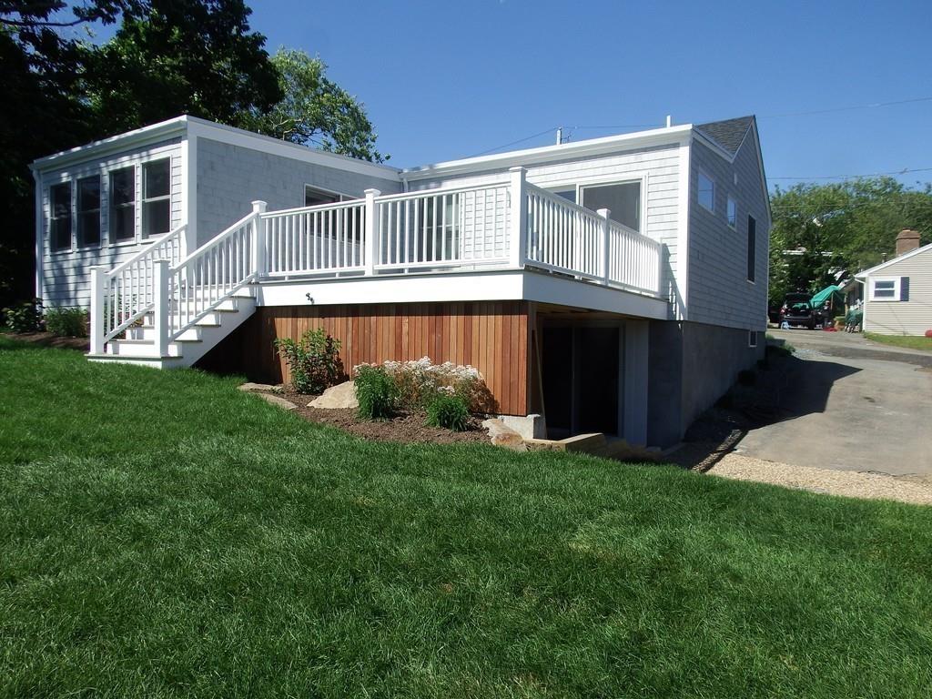 9 Warwick Road Gloucester, MA 01930 - Photo 5 of 17