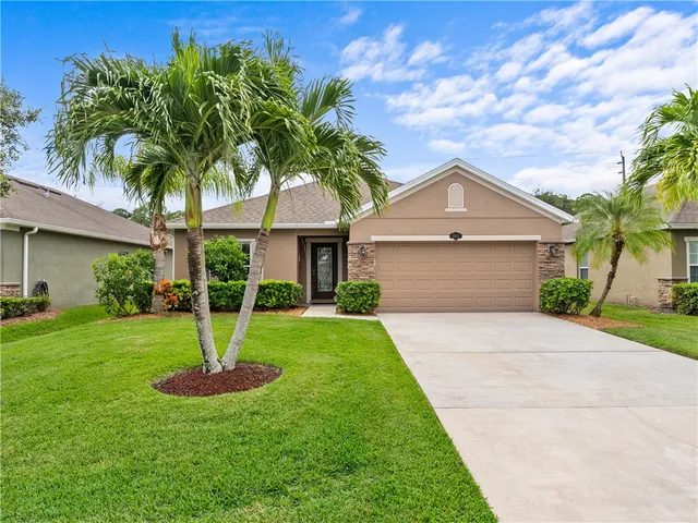 $389,000 | 8061 Westfield Circle, Vero Beach, FL 32966