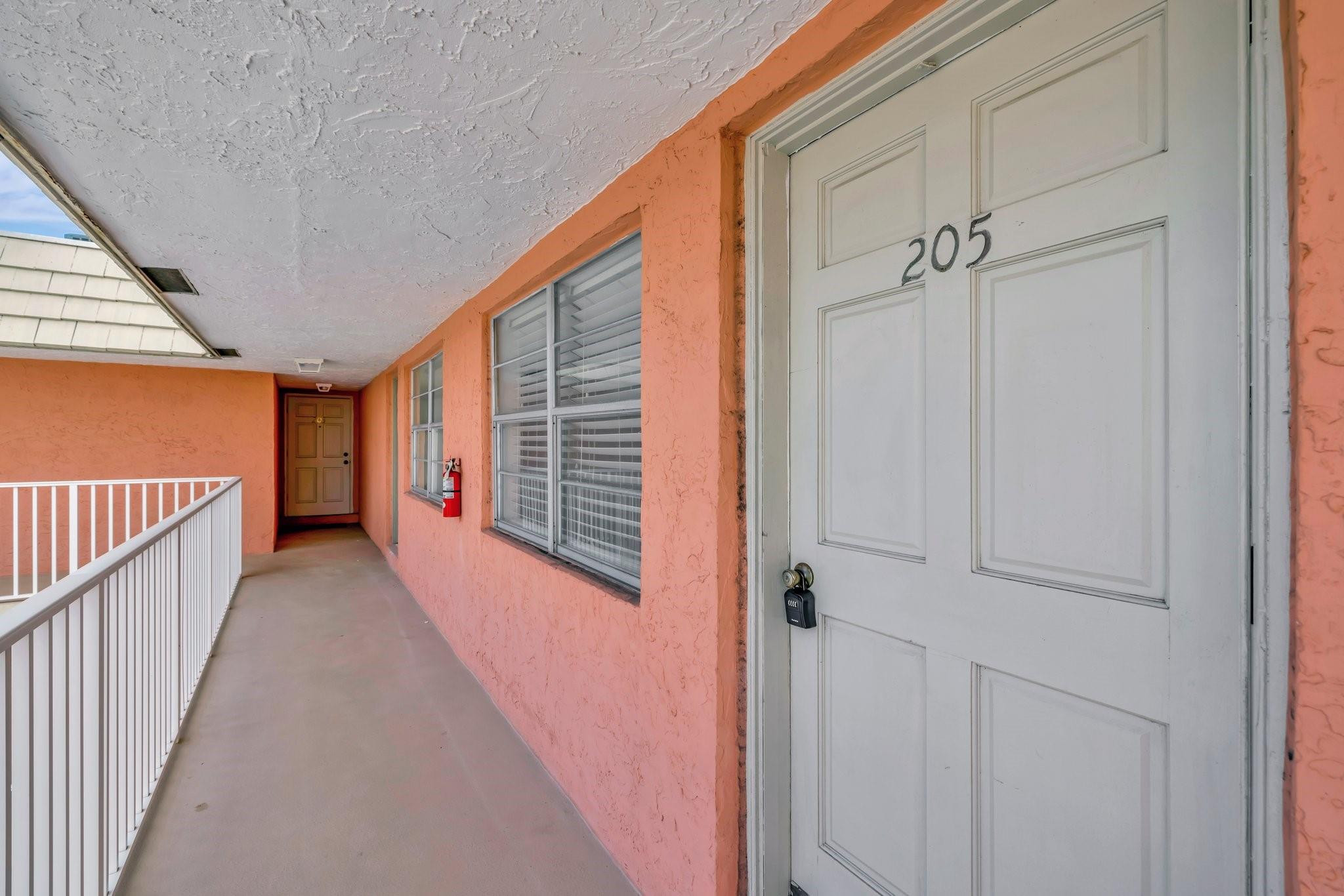 1450 North Riverside Drive, Unit 205 Pompano Beach, FL 33062 - Photo 3 of 31 Photo 3