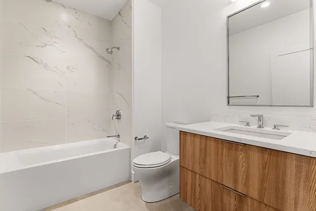 $1,599,000 | 33 A Street, Unit 504, Boston, MA 02127