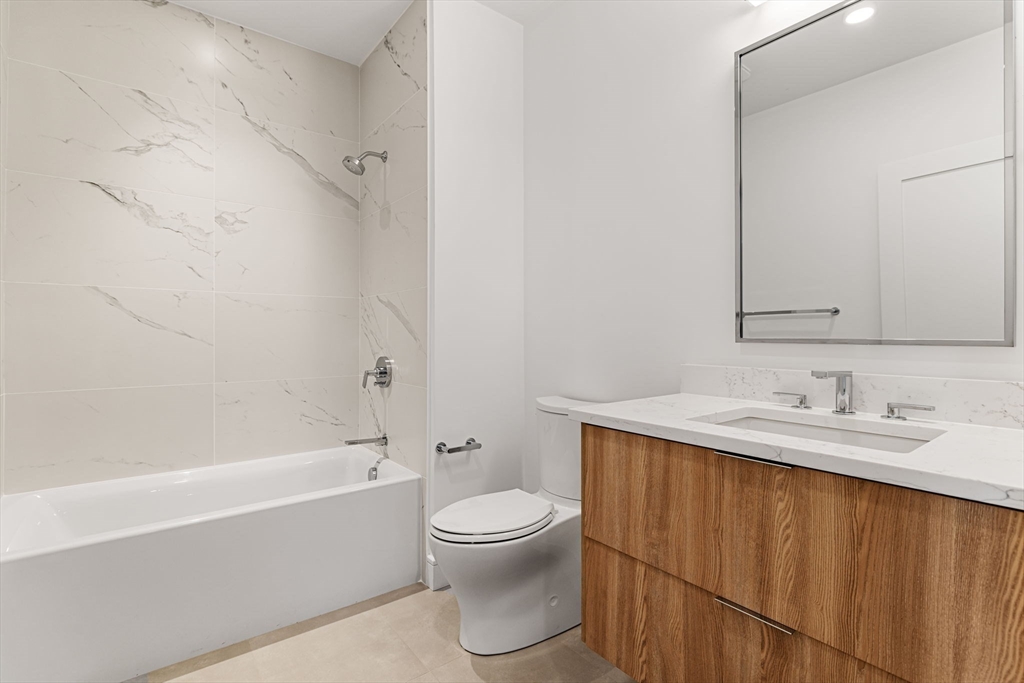33 A Street, Unit 504 Boston, MA 02127 - Photo 11 of 23