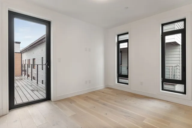 $1,599,000 | 33 A Street, Unit 504, Boston, MA 02127