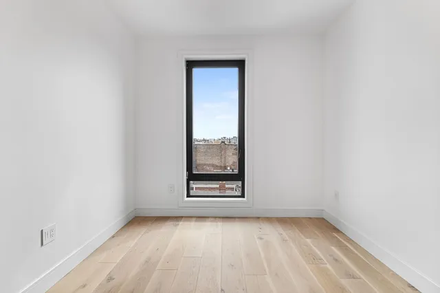 $1,599,000 | 33 A Street, Unit 504, Boston, MA 02127