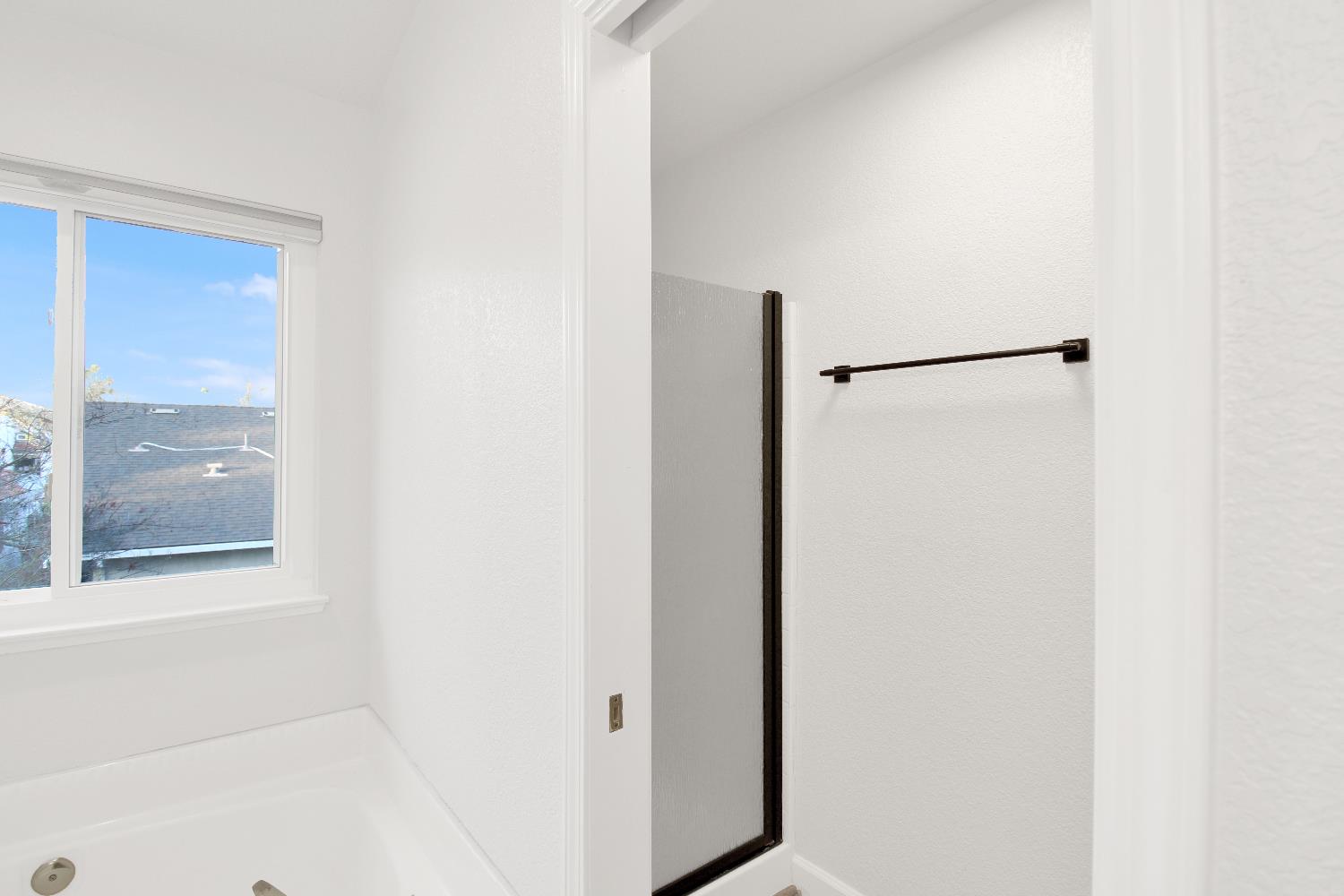 1725 Grassland Way Modesto, CA 95358 - Photo 38 of 46