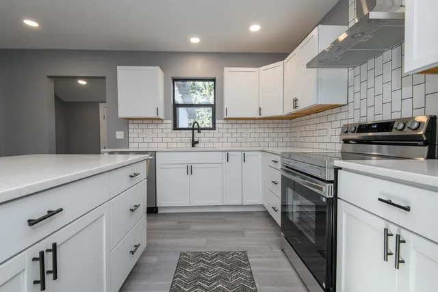 $619,900 | W3476 Ranch Road, Farmington, WI 53094