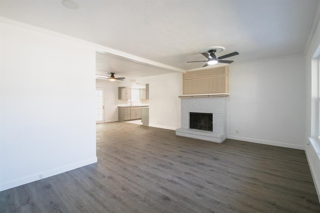 310 West Davis Street Duncanville, TX 75116 - Photo 2 of 26