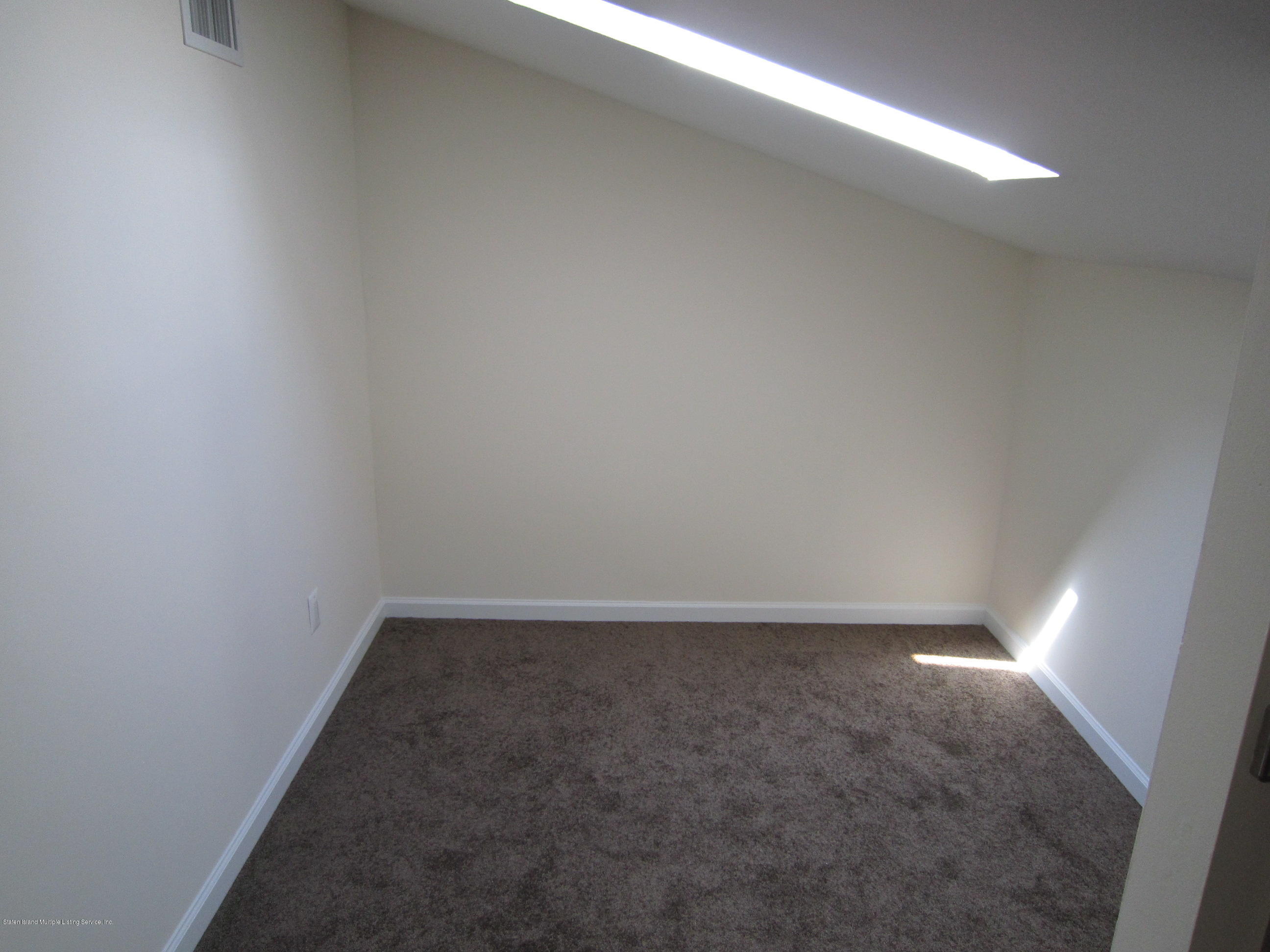 62 Timber Ridge Drive, Unit 2 Staten Island, NY 10306 - Photo 10 of 19 IMG_2777