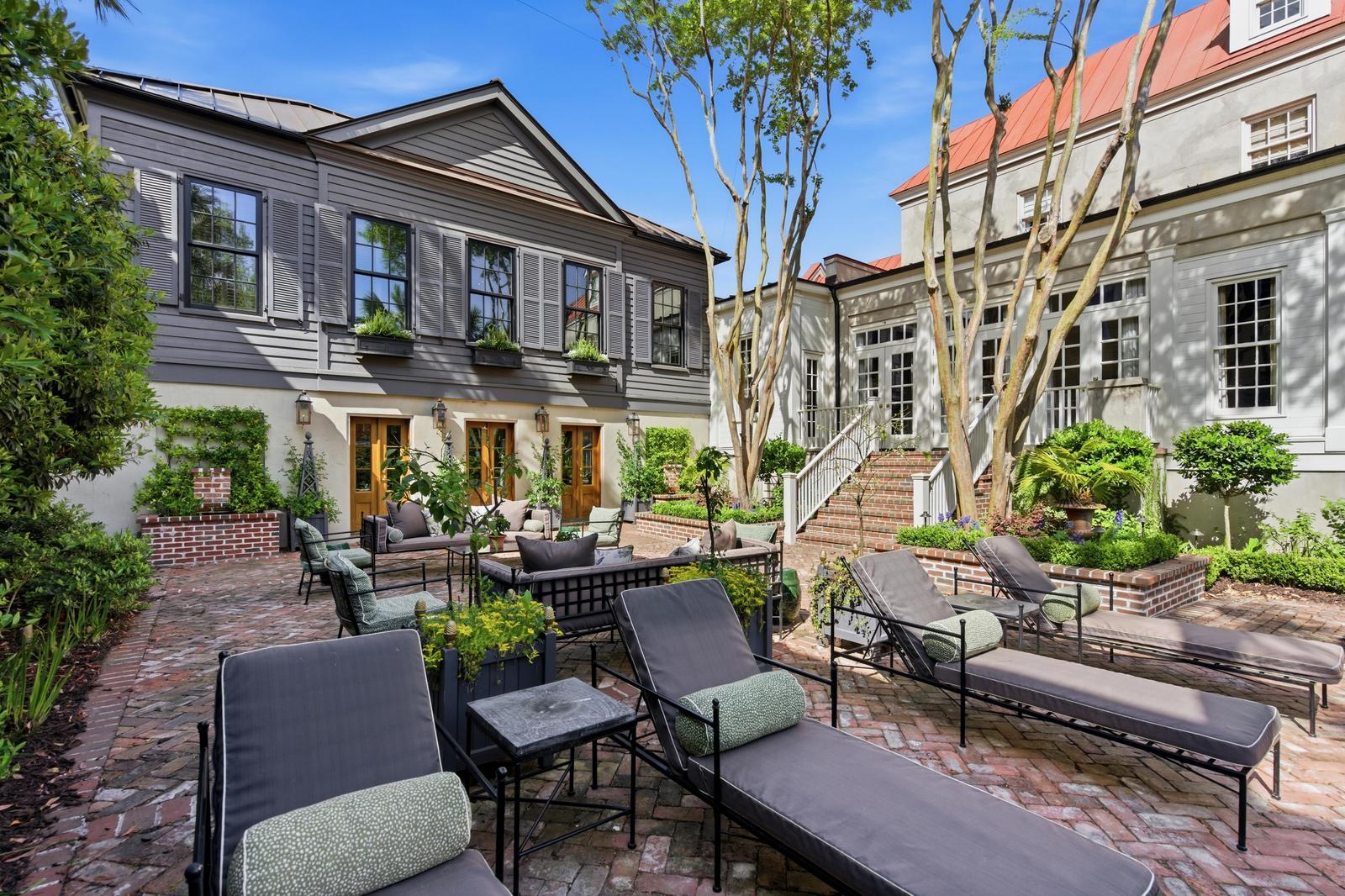 140 Queen Street Charleston, SC 29401 - Photo 102 of 144 87